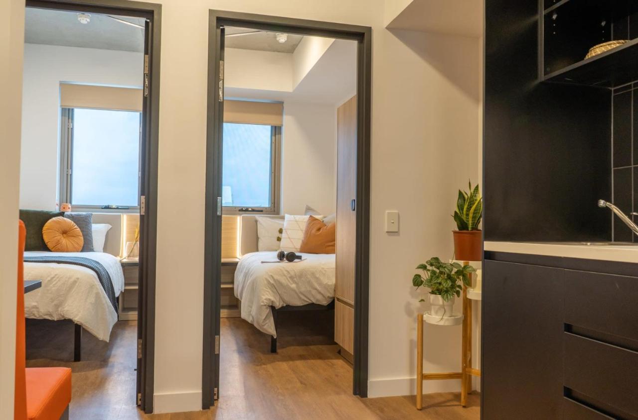 Comfy Stay At Switch Living In The Centre Of Аделейд Екстериор снимка