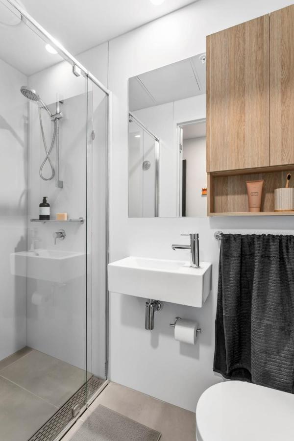 Comfy Stay At Switch Living In The Centre Of Аделейд Екстериор снимка