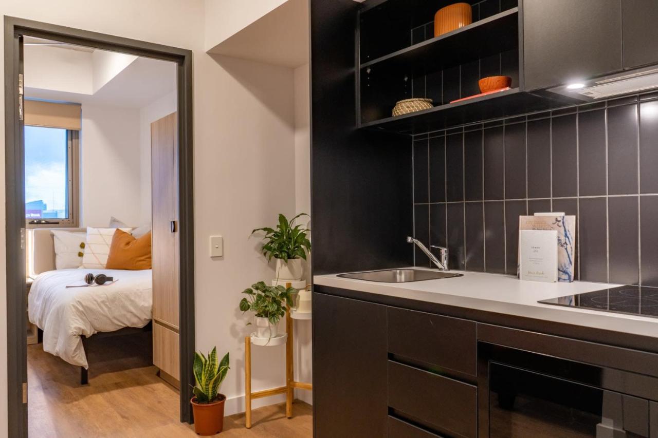 Comfy Stay At Switch Living In The Centre Of Аделейд Екстериор снимка