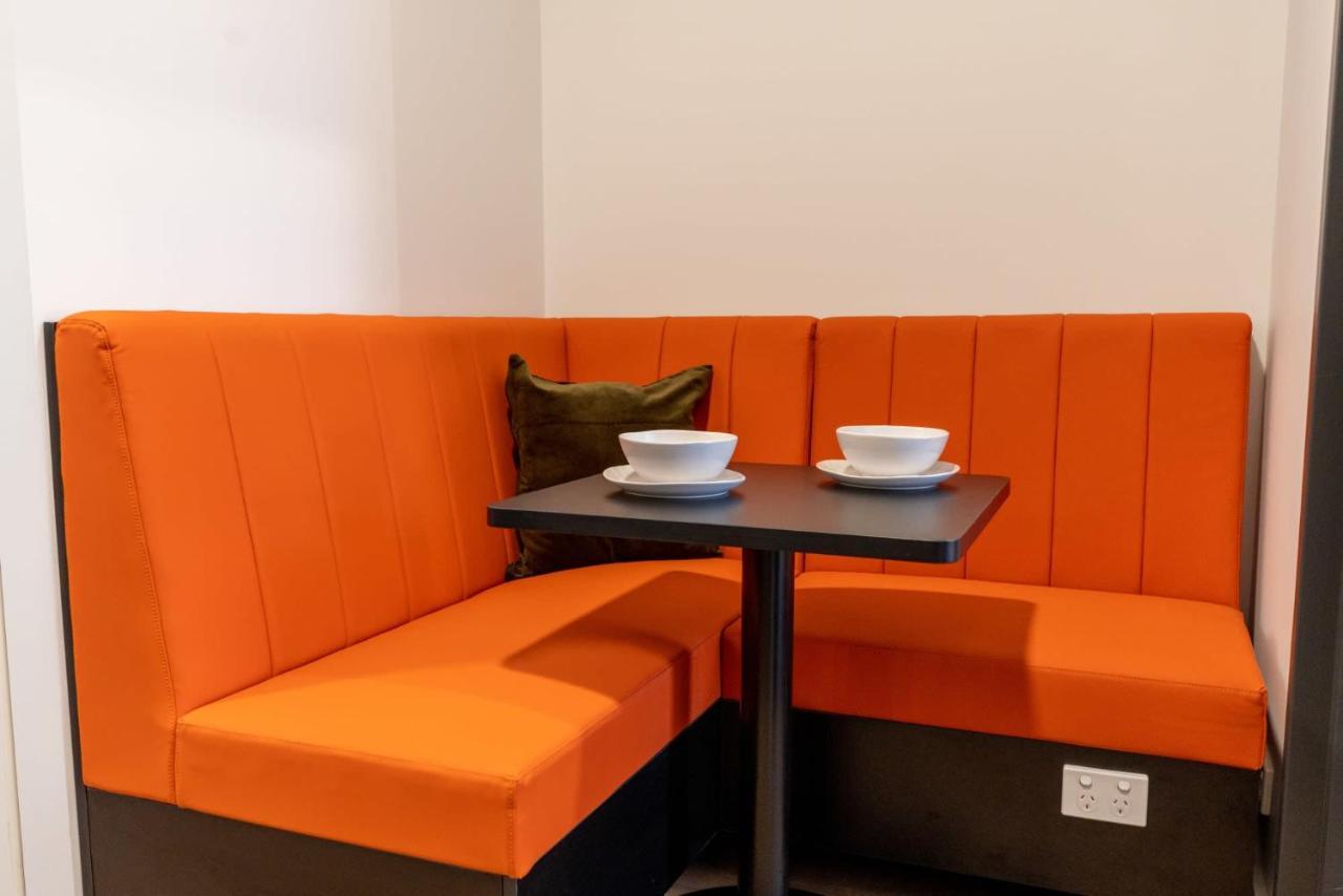 Comfy Stay At Switch Living In The Centre Of Аделейд Екстериор снимка