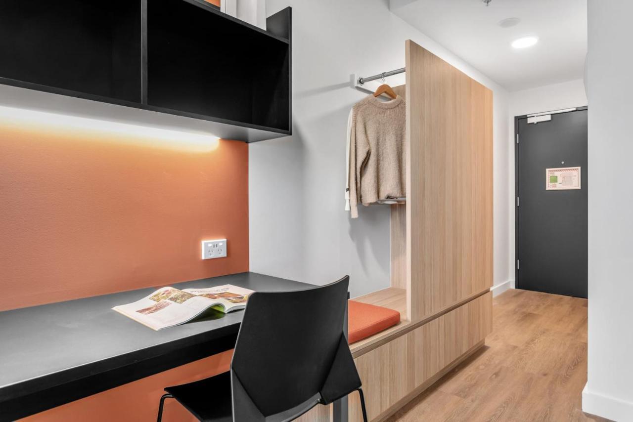 Comfy Stay At Switch Living In The Centre Of Аделейд Екстериор снимка